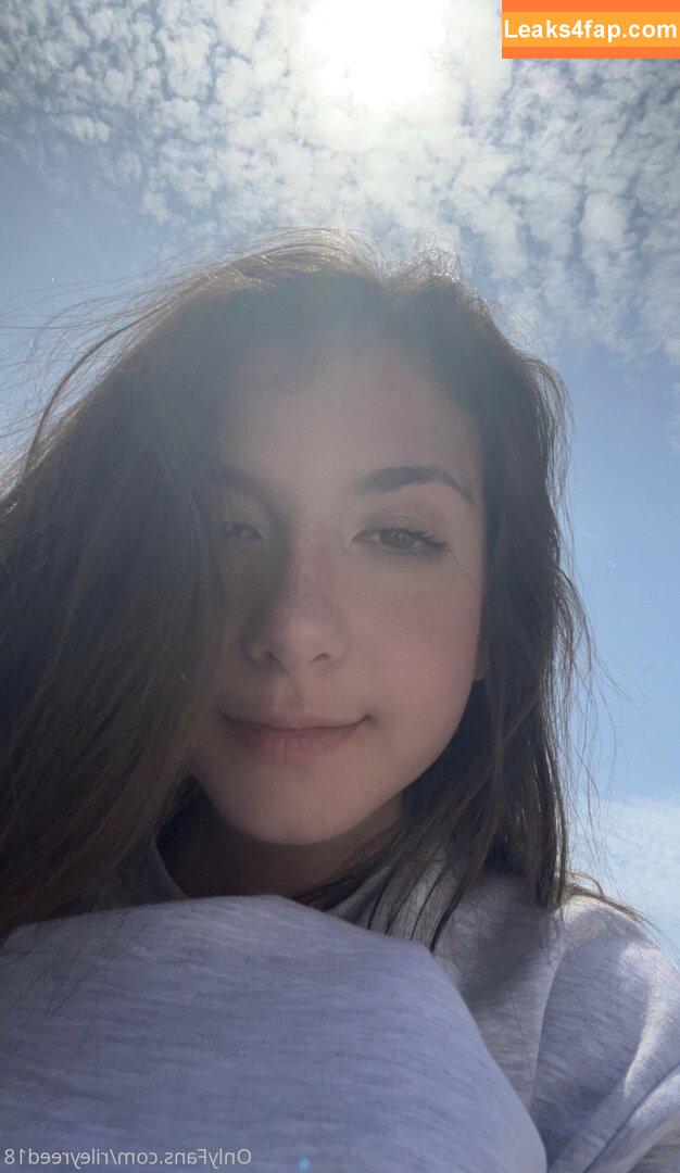 lanarhoads18 / 911_emergency_hotel leaked photo photo #0035