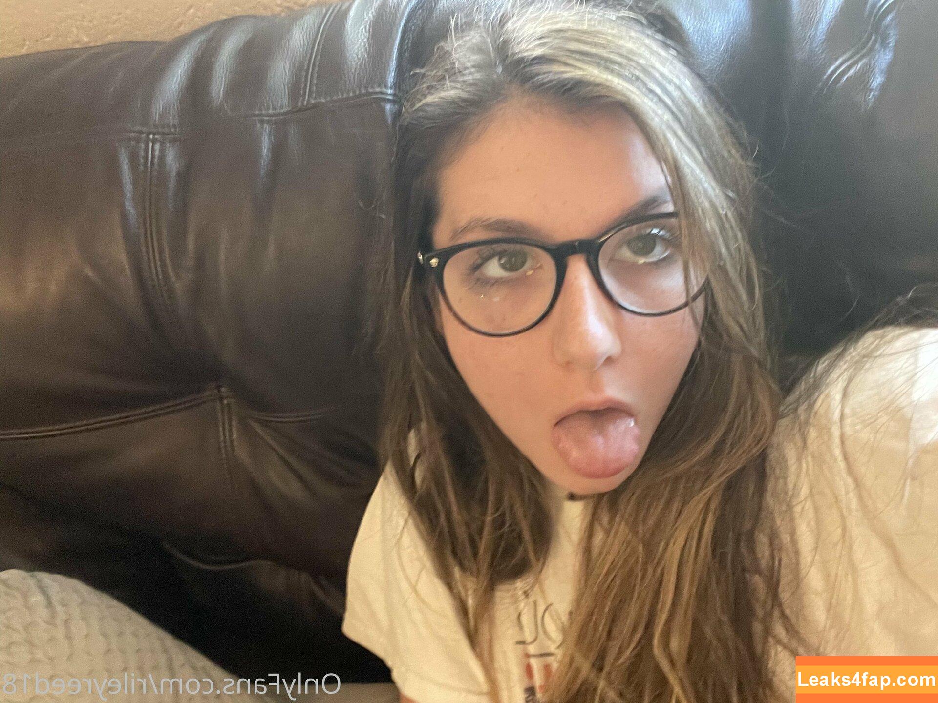 lanarhoads18 / 911_emergency_hotel leaked photo photo #0115