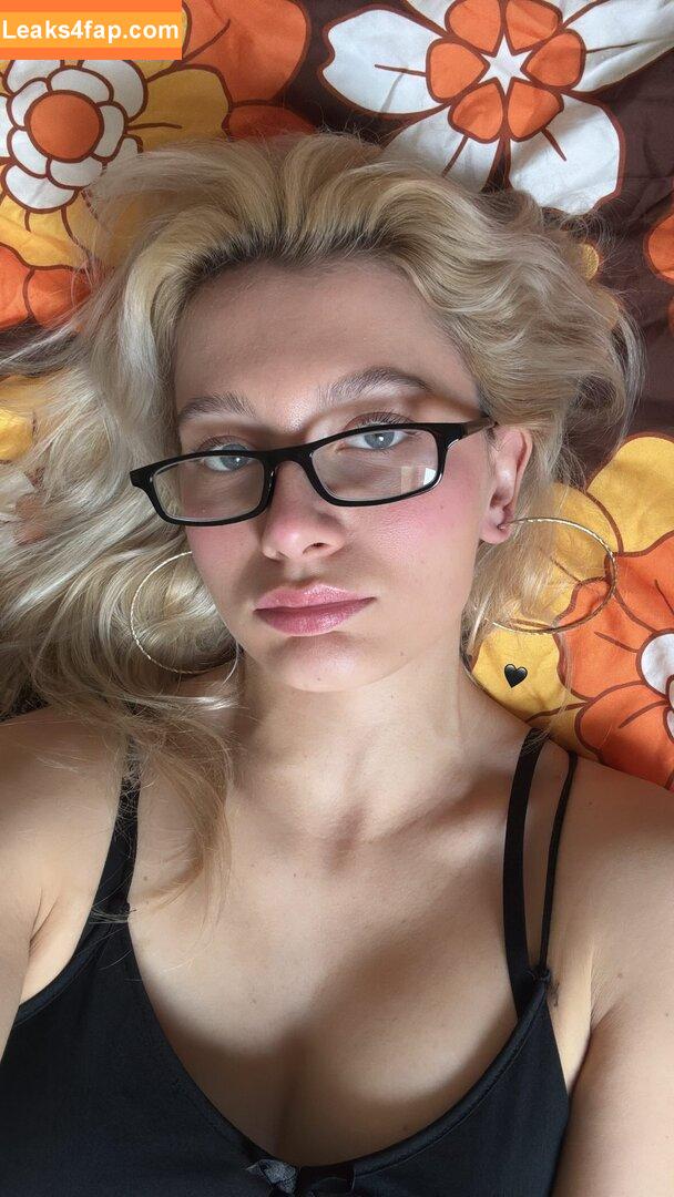 Lapannyyy / LaPanny_ / https: leaked photo photo #0006