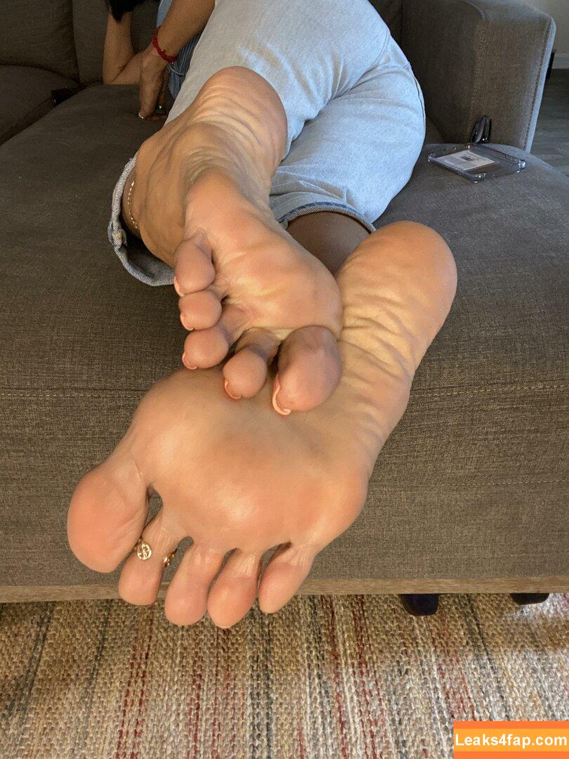 laprettyfeet4 / laprettyfeet5 leaked photo photo #0007