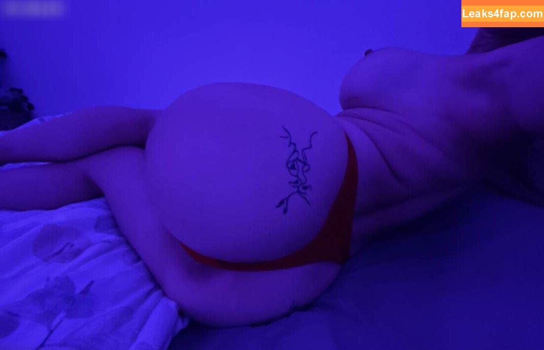 Lara Bttn / lara.bttn.lara / larabttnab18 leaked photo photo #0050
