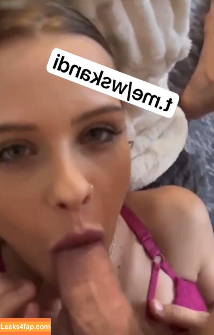 Lara Bttn / lara.bttn.lara / larabttnab18 leaked photo photo #0154