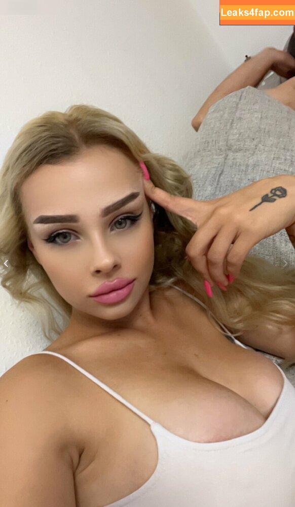 Lara Bttn / lara.bttn.lara / larabttnab18 leaked photo photo #0189
