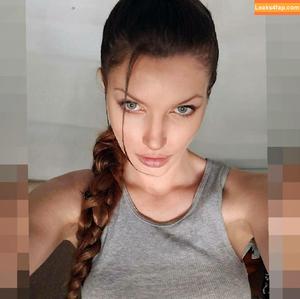 Lara Croft Cosplay photo #0032