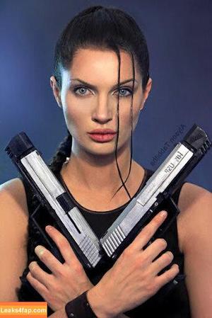 Lara Croft Cosplay photo #0037