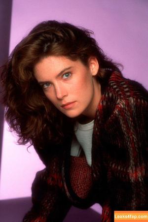 Lara Flynn Boyle photo #0026