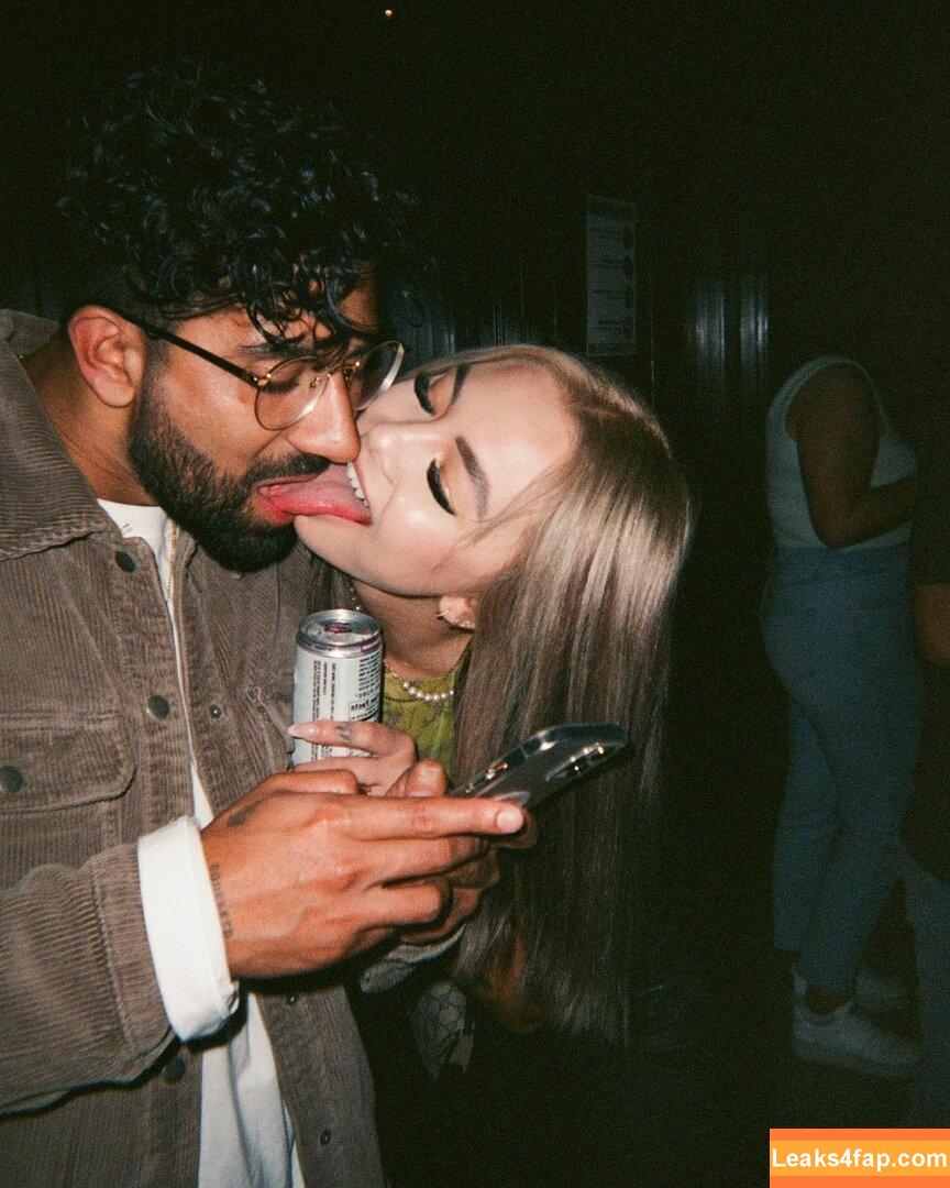 Lara Fraser / The Daily Dropout / larafraser leaked photo photo #0012