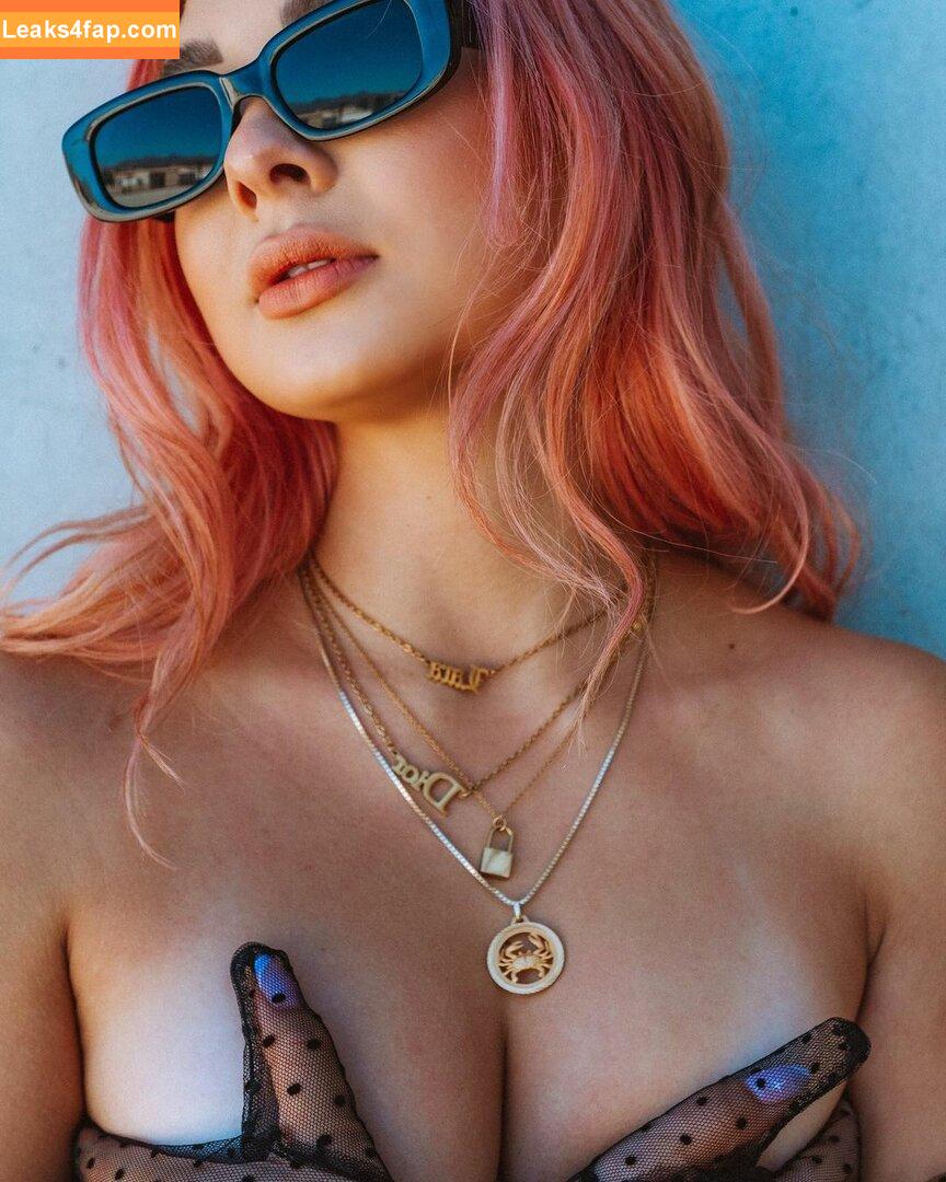 Lara Fraser / The Daily Dropout / larafraser leaked photo photo #0035