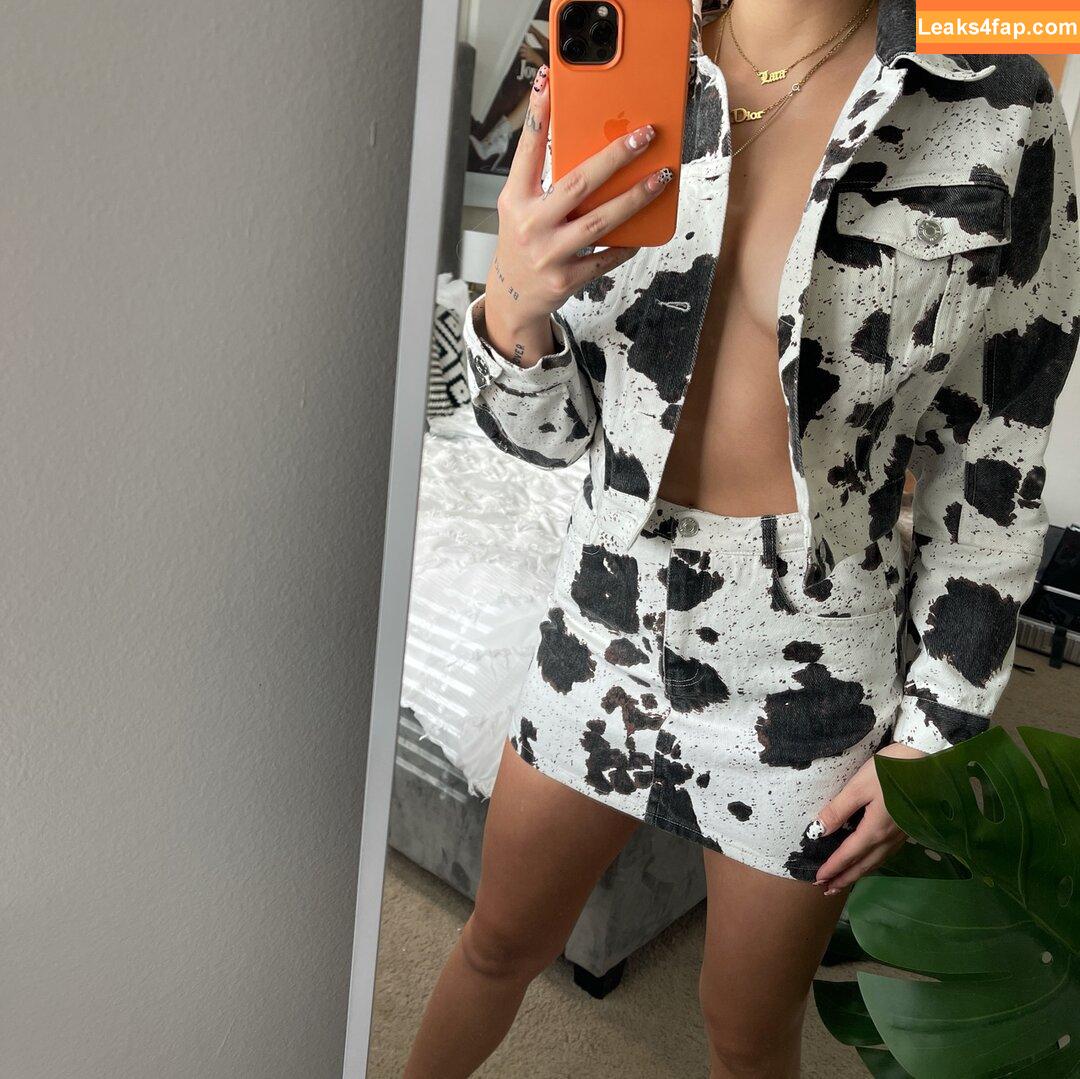 Lara Fraser / The Daily Dropout / larafraser leaked photo photo #0049