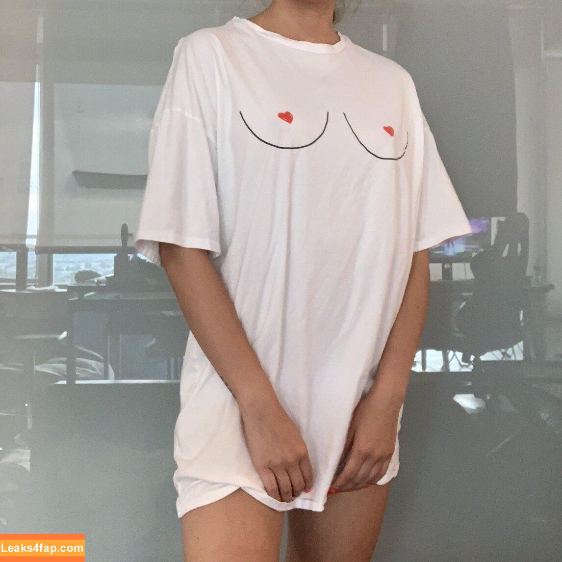 Lara Fraser / The Daily Dropout / larafraser leaked photo photo #0059