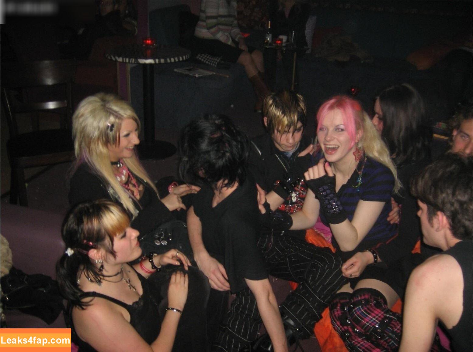 Lara Loft / Lara_Loft / laraloft / sarahtoninx9_ leaked photo photo #0247