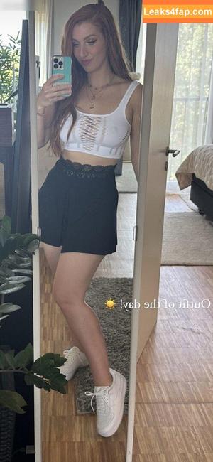 Lara Loft photo #0109