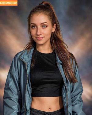 Lara Loft photo #0231