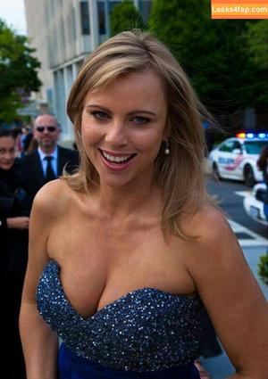 Lara Logan photo #0014
