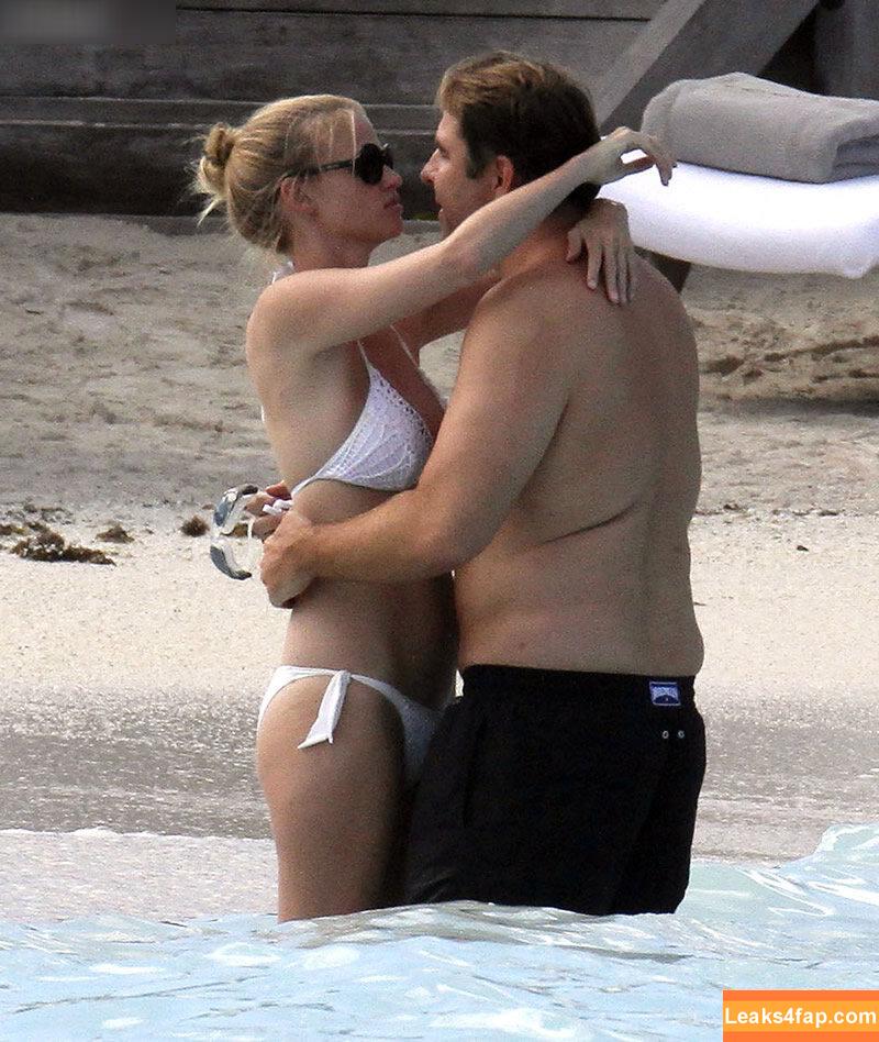 Lara Stone / lara_stone leaked photo photo #0097