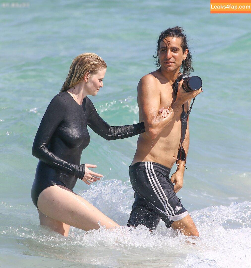 Lara Stone / lara_stone leaked photo photo #0151