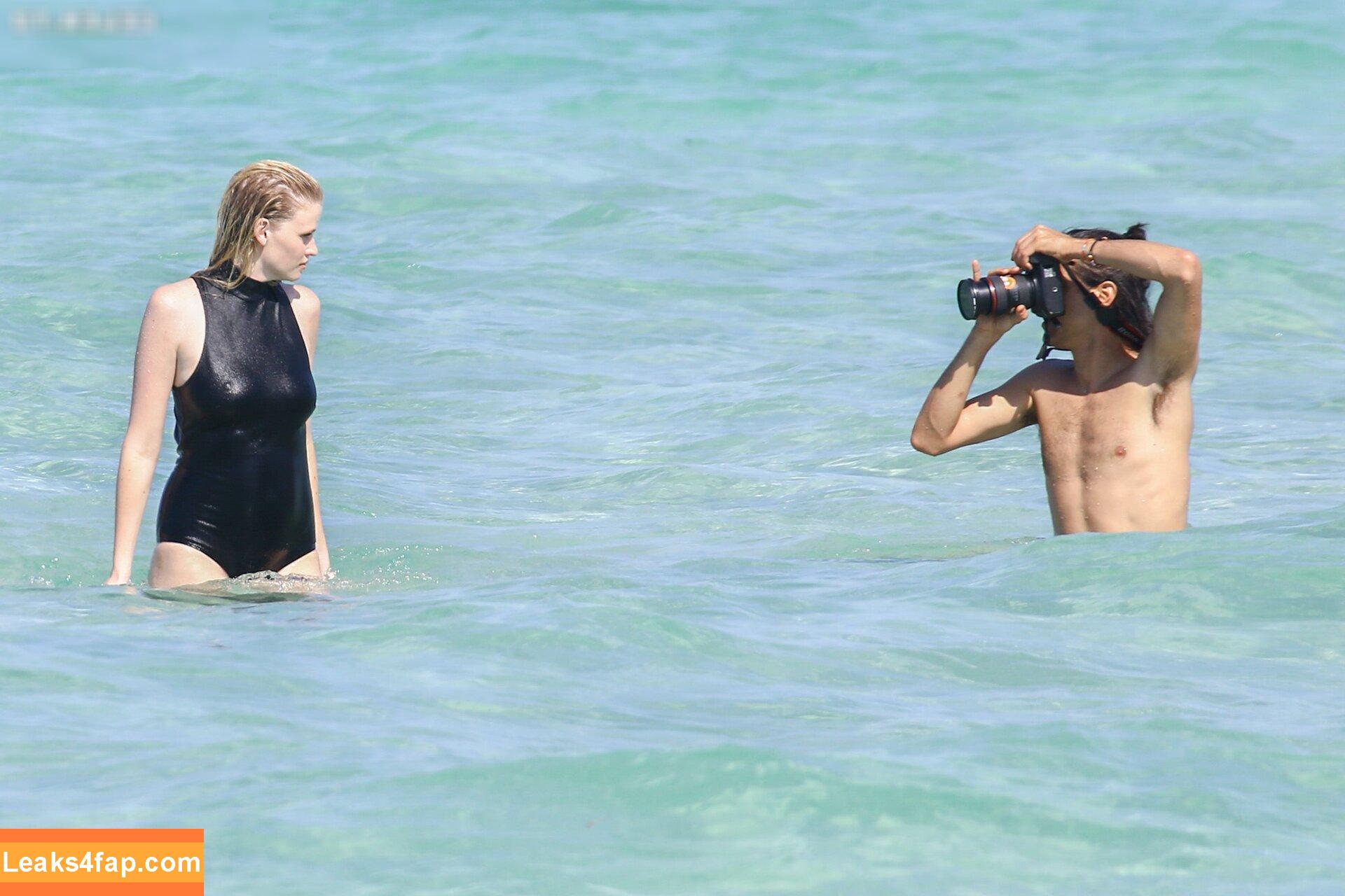 Lara Stone / lara_stone leaked photo photo #0153
