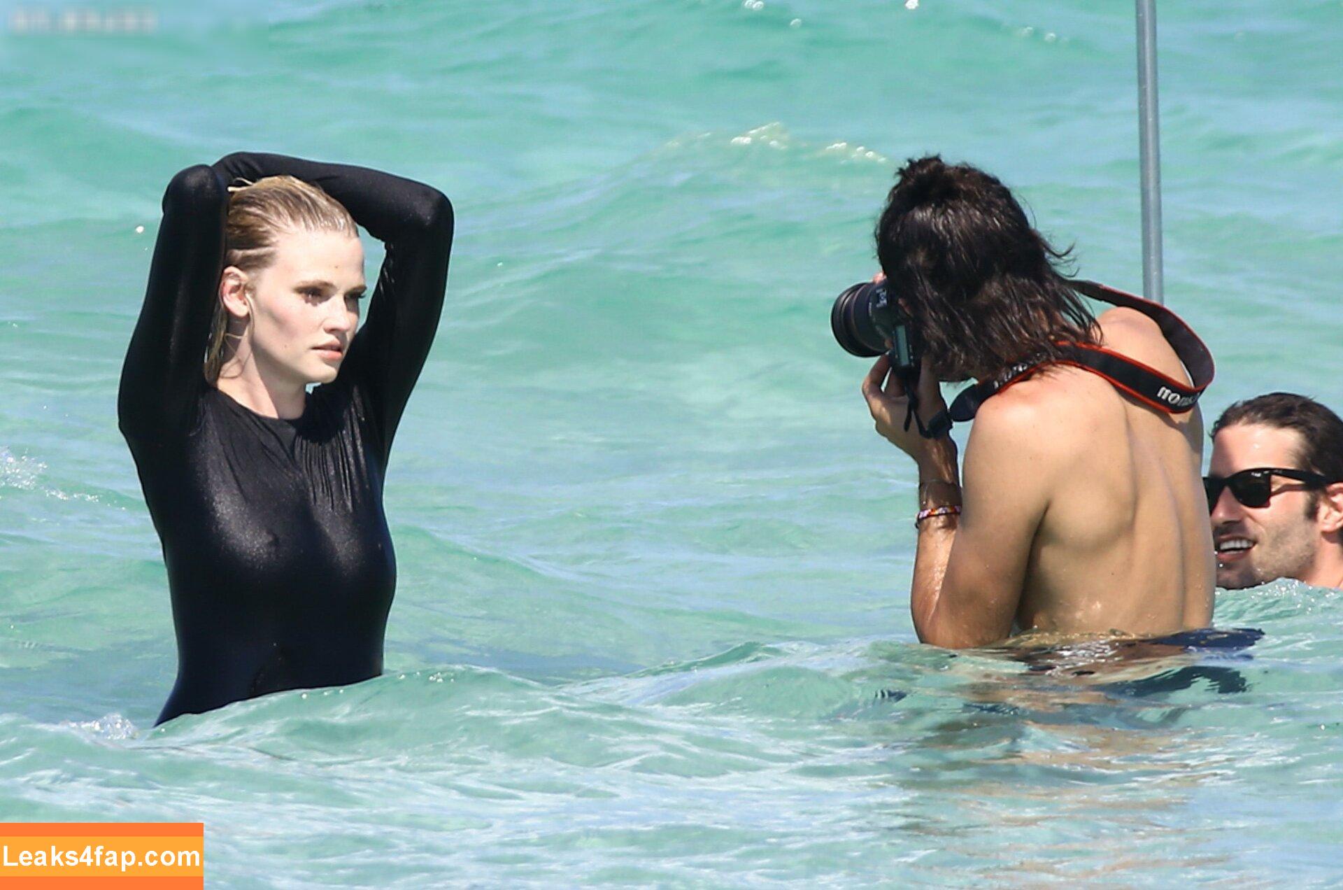 Lara Stone / lara_stone leaked photo photo #0156