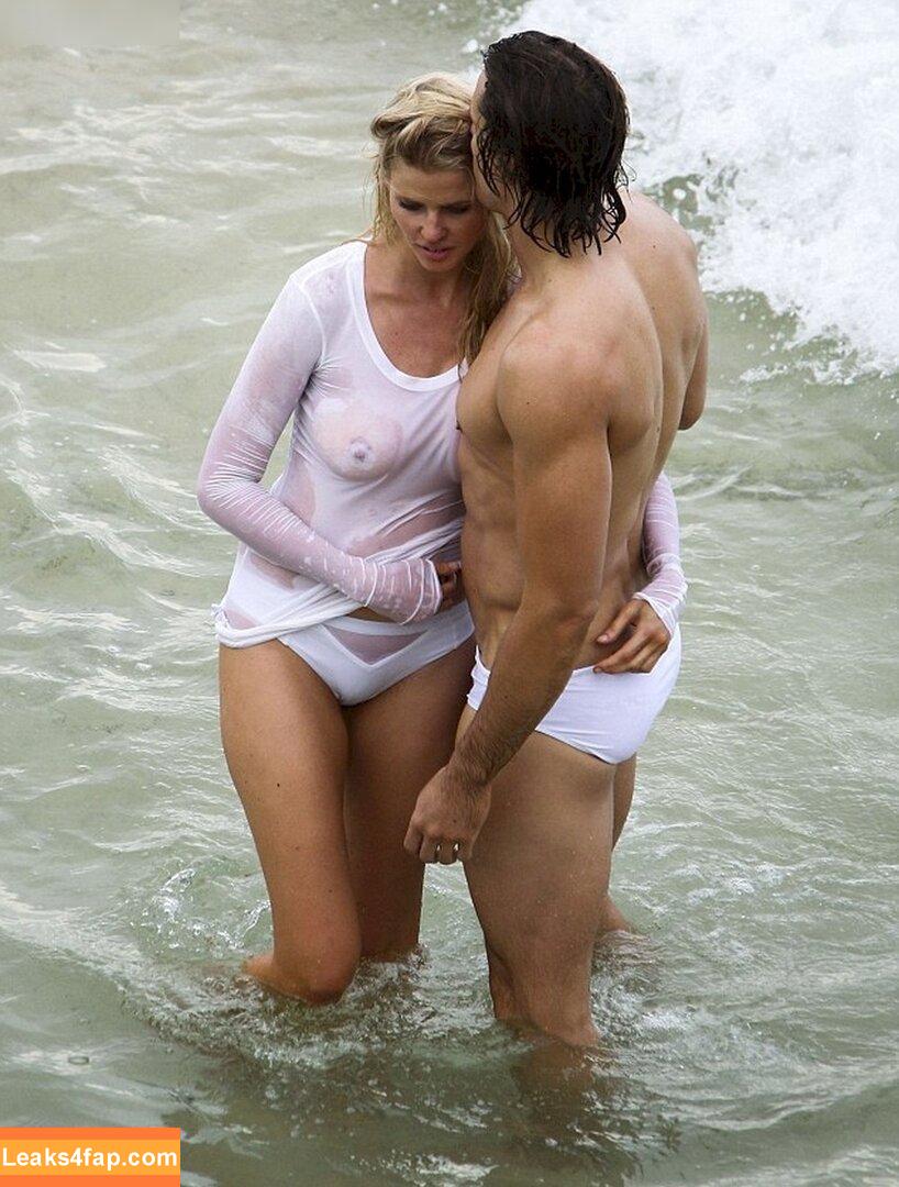 Lara Stone / lara_stone leaked photo photo #0182