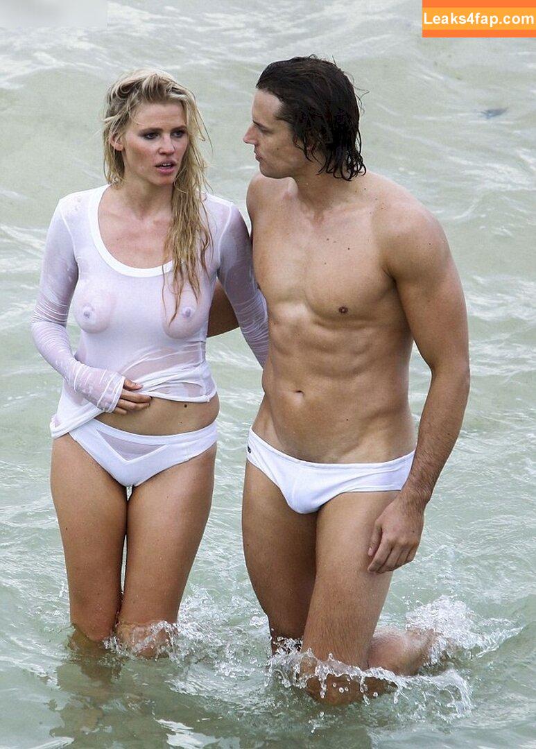 Lara Stone / lara_stone leaked photo photo #0189