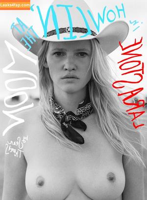 Lara Stone photo #0145
