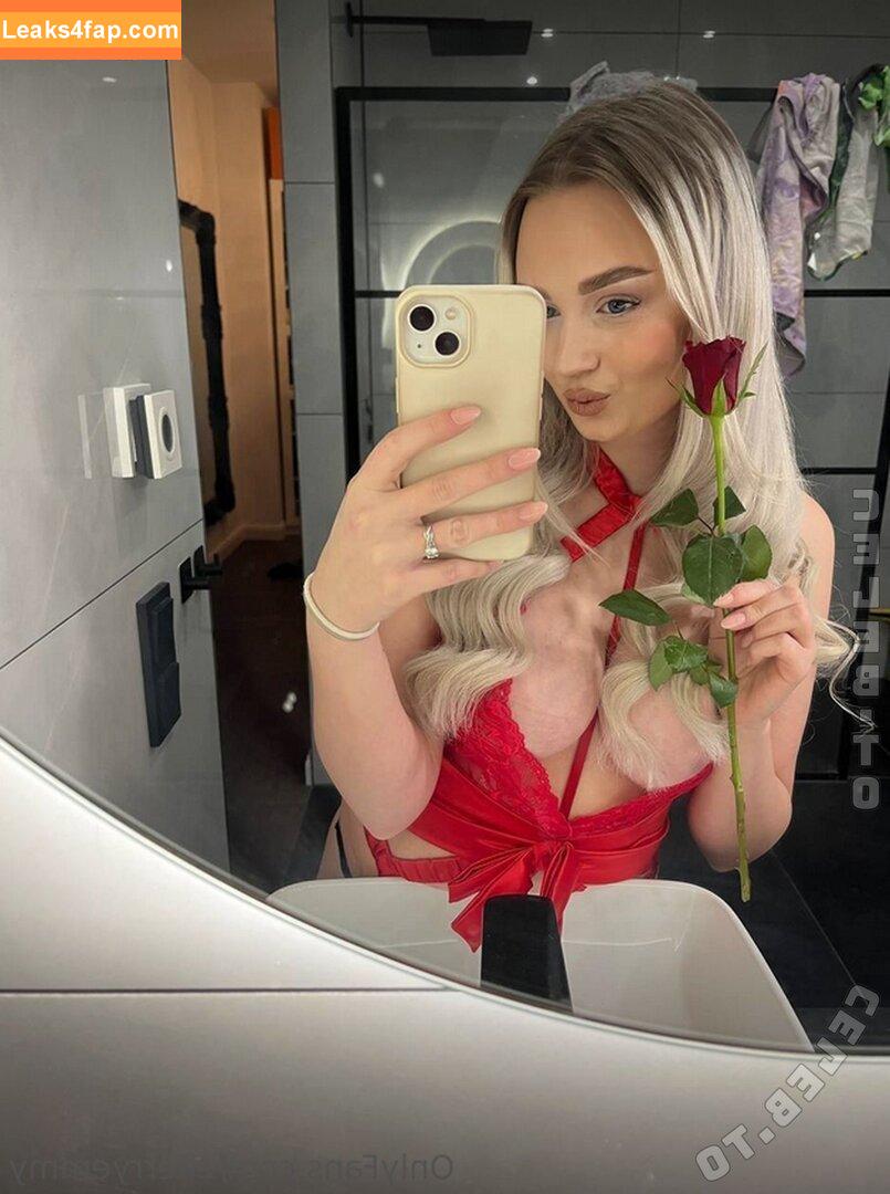 Laraa_Sophie leaked photo photo #0053