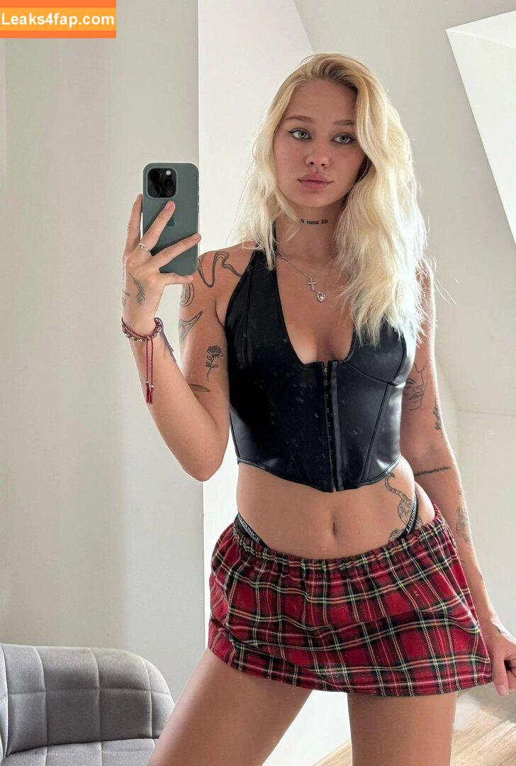 Laracassie / Laracassiie leaked photo photo #0021