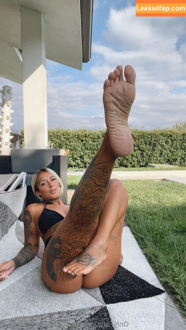laragazzadeitattoofree /  leaked photo photo #0001