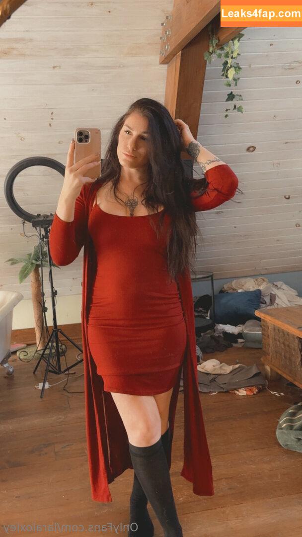 laraloxley / lara.loxley leaked photo photo #0194