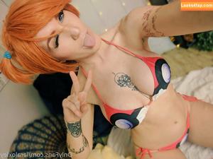 laraloxley photo #0006