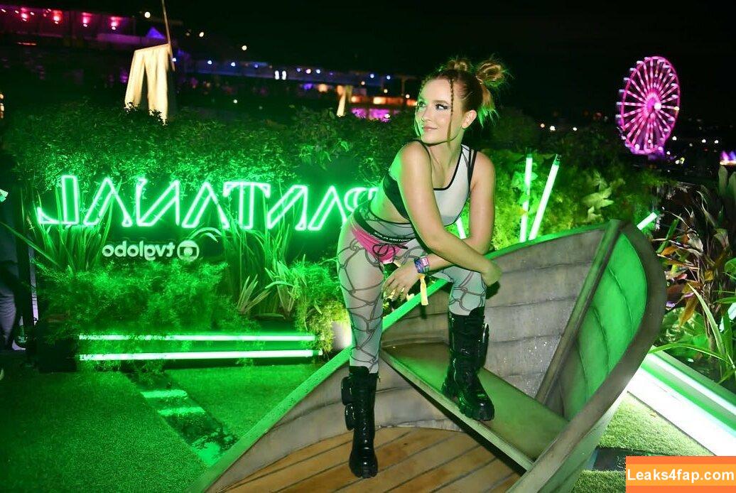 Larissa Manoela / larissamanoela leaked photo photo #0073