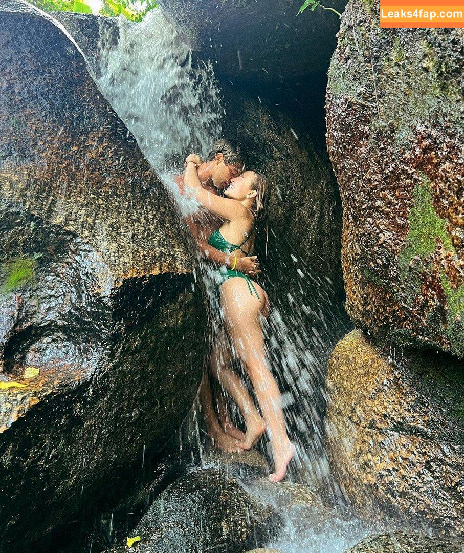 Larissa Manoela / larissamanoela leaked photo photo #0158