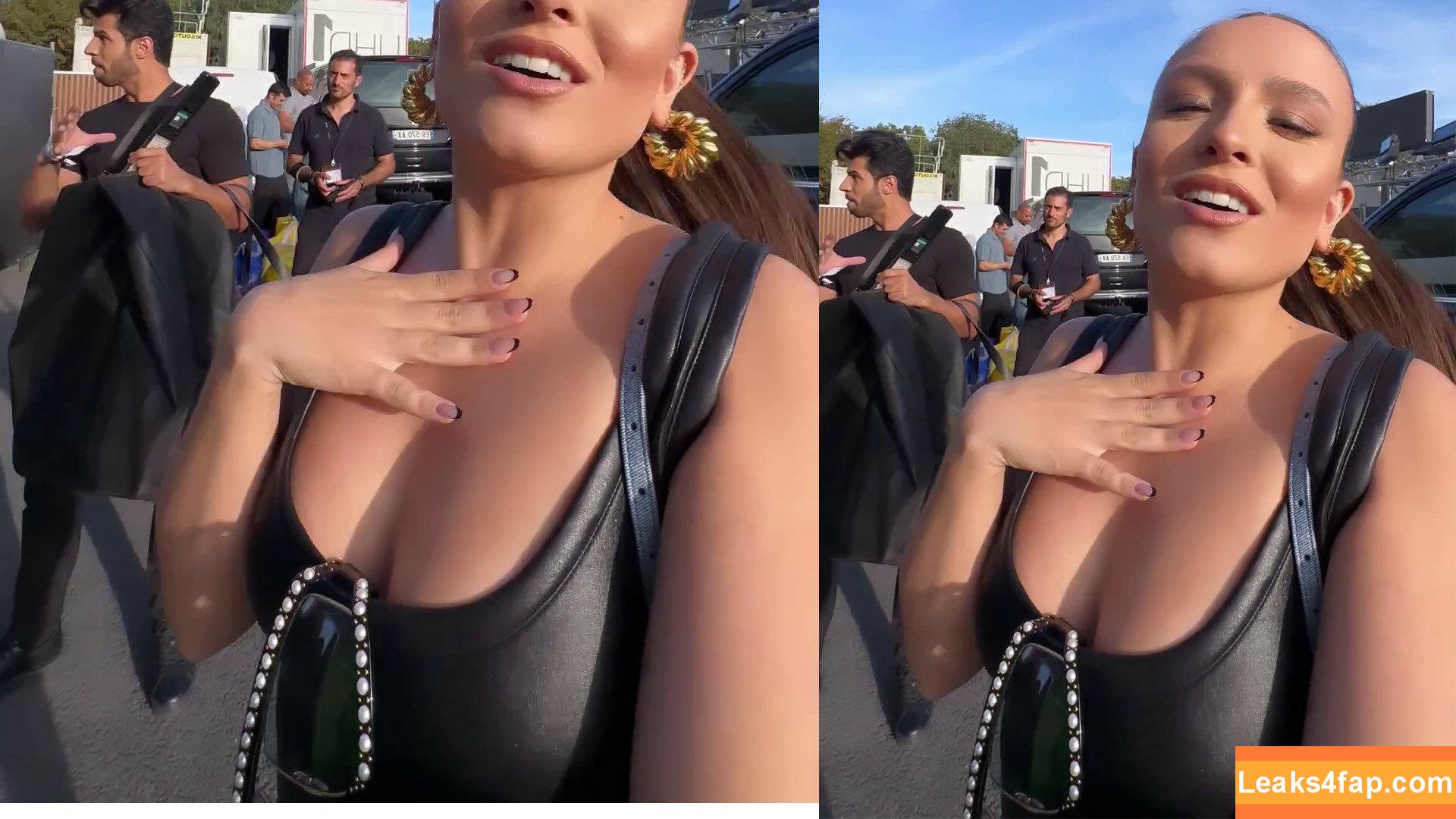 Larissa Manoela / larissamanoela leaked photo photo #0576