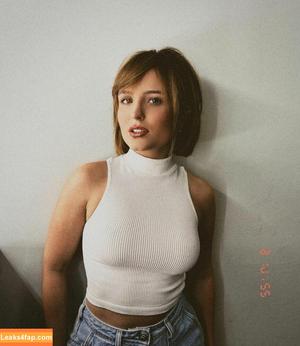 Larissa Manoela photo #0177