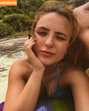 Larissa Manoela photo #0255