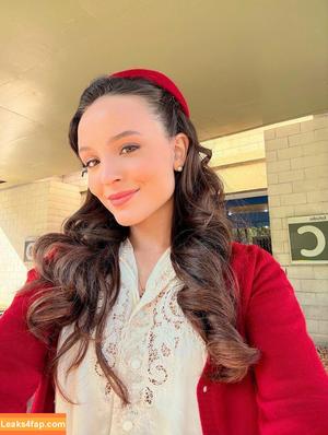 Larissa Manoela photo #1216