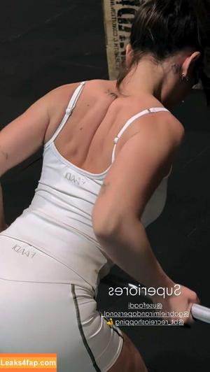 Larissa Manoela photo #1228