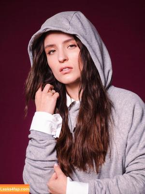Larissa Manoela photo #1235