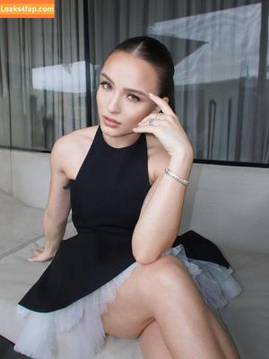 Larissa Manoela photo #1258