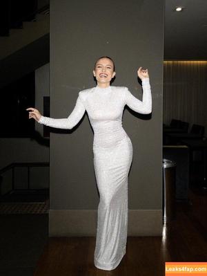 Larissa Manoela photo #1335