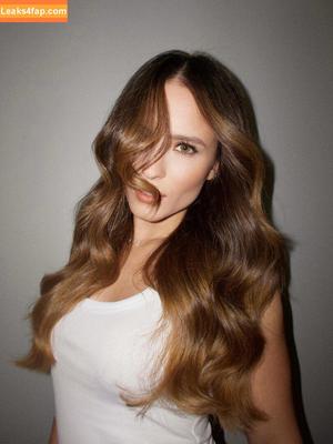 Larissa Manoela photo #1427