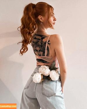 Larissa Opitz photo #0077