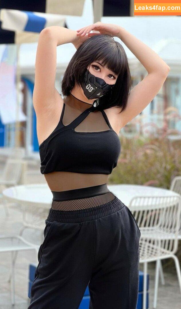 Larissa Rochefort / larissarochefort / larochefort11 leaked photo photo #0100