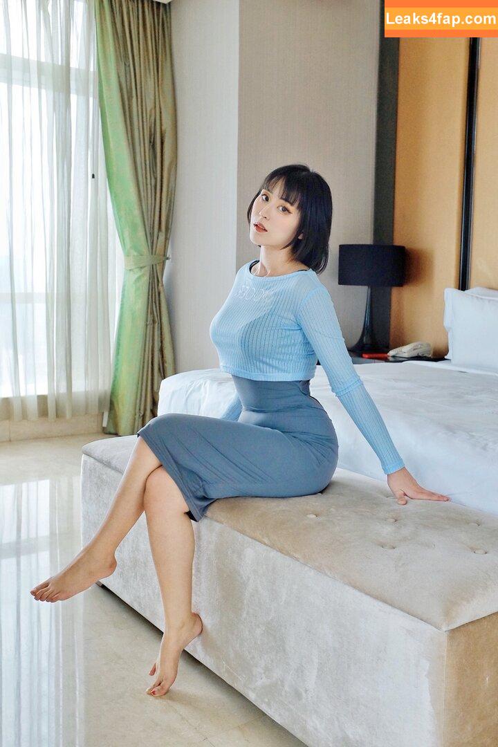 Larissa Rochefort / larissarochefort / larochefort11 leaked photo photo #0674