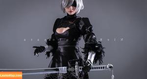 Larissa Rochefort фото #0001