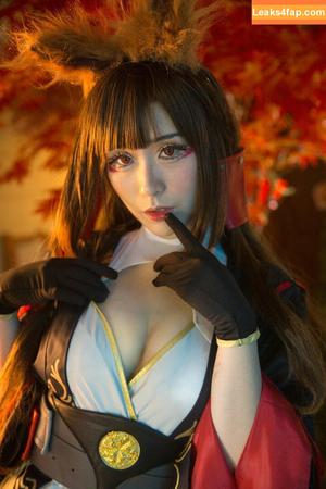 Larissa Rochefort фото #0023