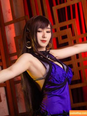 Larissa Rochefort фото #0042