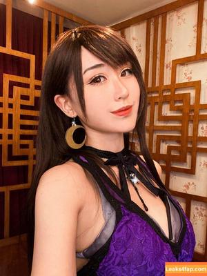 Larissa Rochefort фото #0068