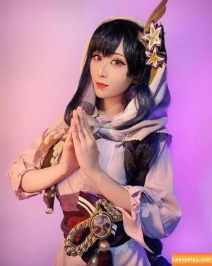 Larissa Rochefort фото #0083