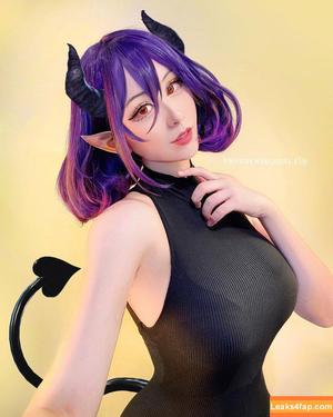 Larissa Rochefort фото #0091